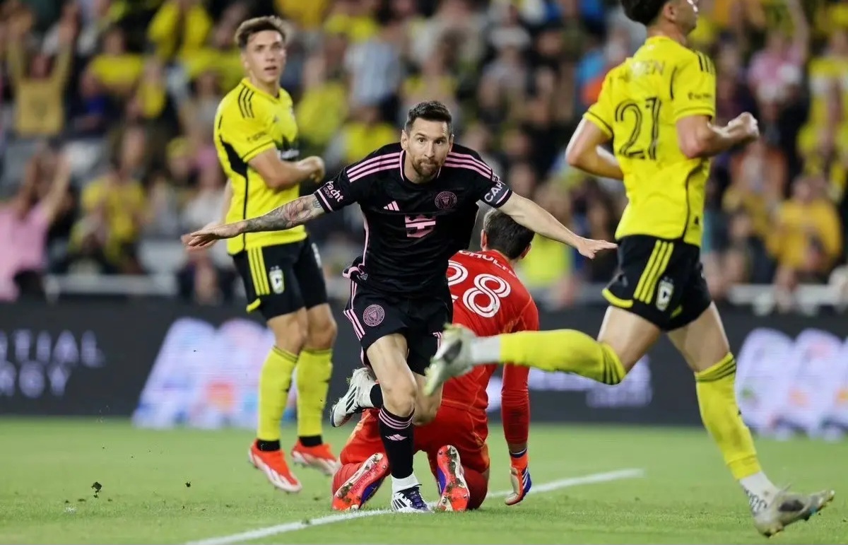 乐竟体育平台-梅西梅开二度，巴萨战胜强力对手的简单介绍